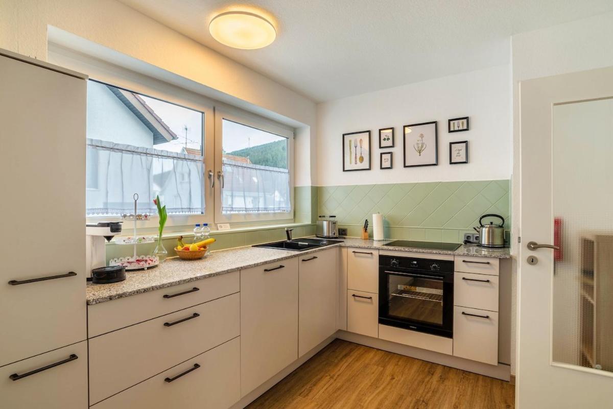 Ferienwohnung Am Enzufer Mit Balkon In Bad Wildbad Im Schwarzwald Exteriér fotografie